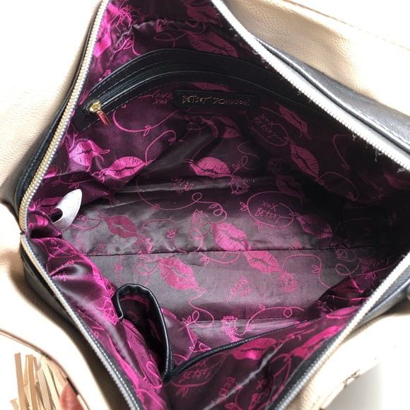 ❤️ BETSEY JOHNSON Star Studded Signature Hobo Bag Trendy Purse Day or Night - Picture 6 of 9